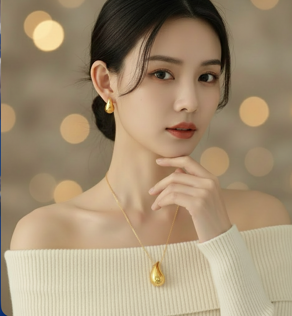 The 'Liquid Gold'Teardrop Charm Necklace and Earring Set