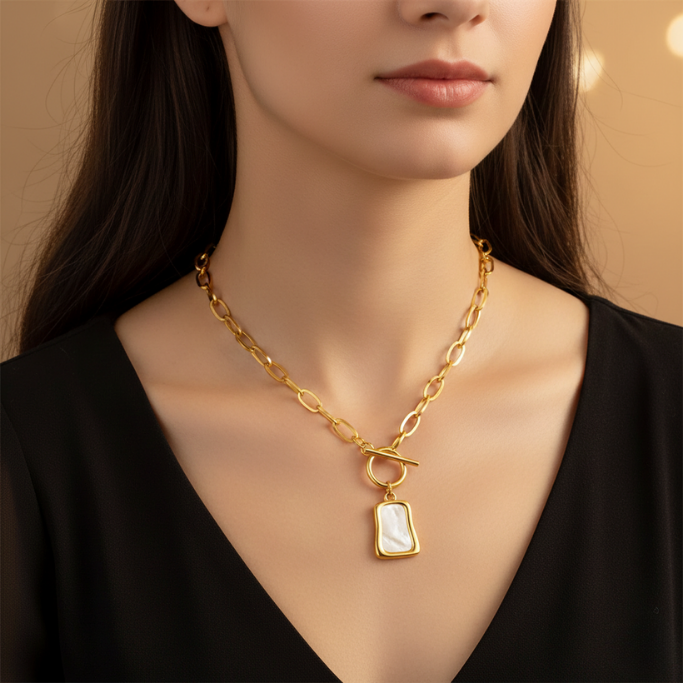 Lumi Square Toggle Necklace