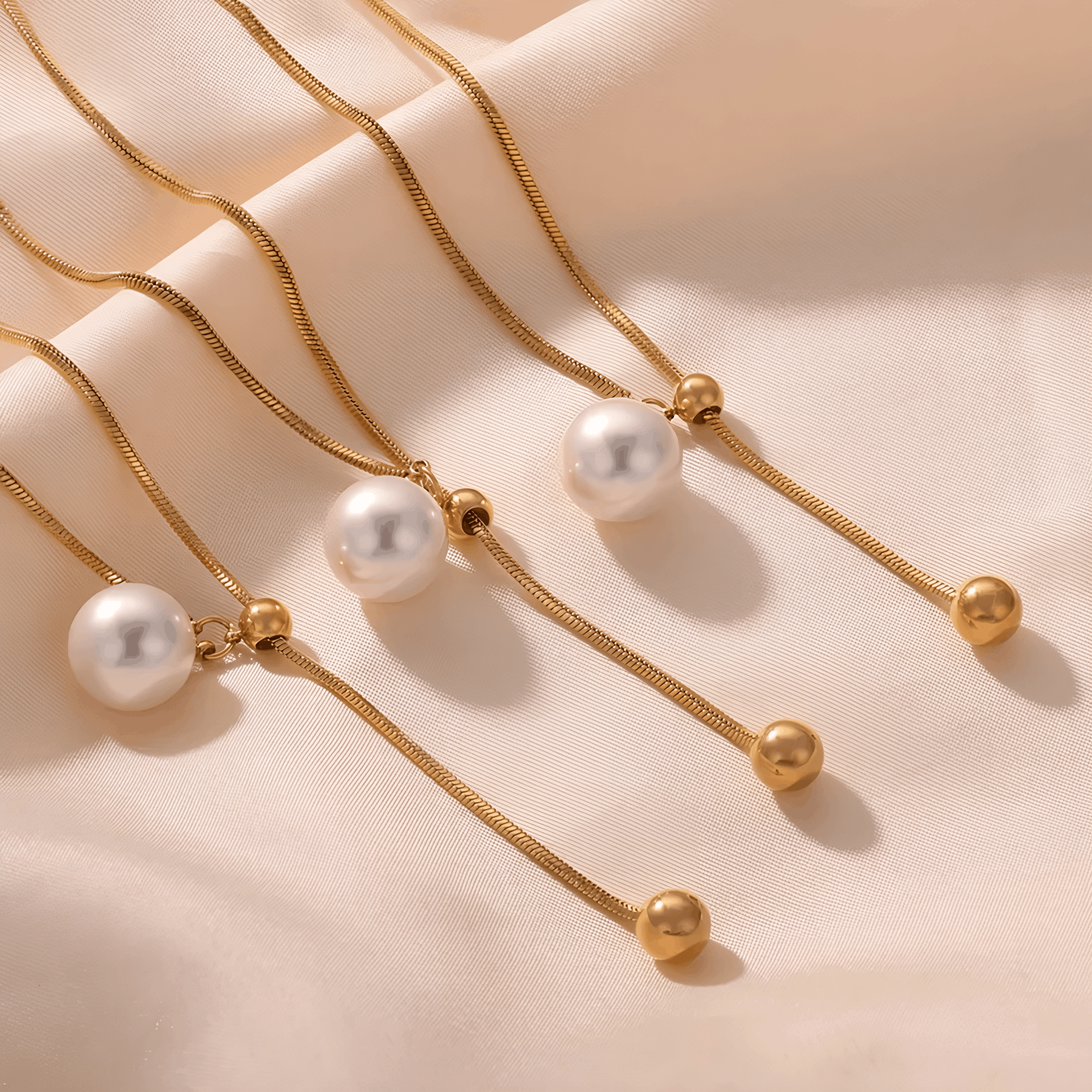 Pia pearl lariat necklace, gold plated